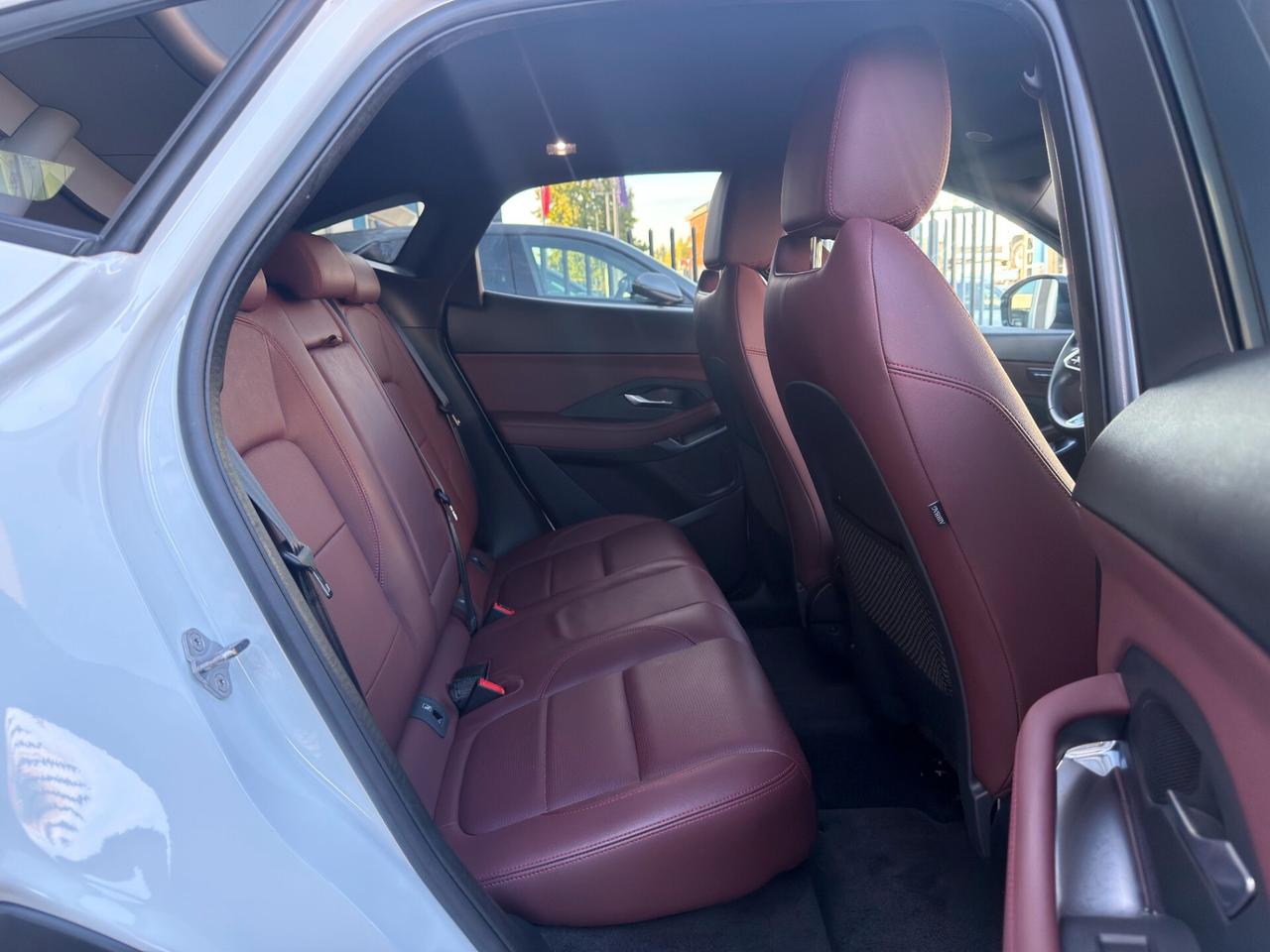Jaguar E-Pace 2.0D I4 163 CV AWD Auto R-Dynamic SE