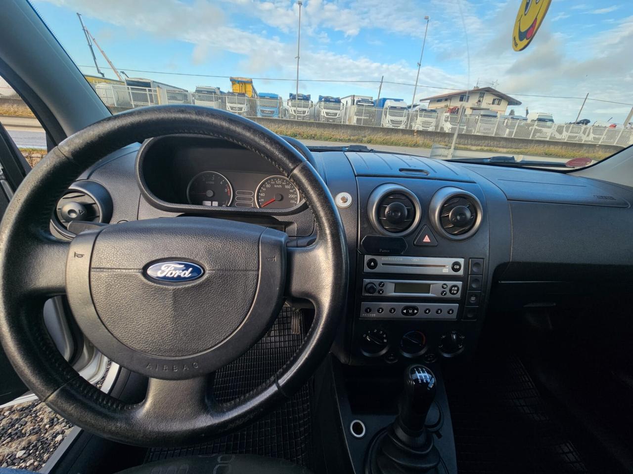 Ford Fusion 1.6 TDCi 5p. Plus