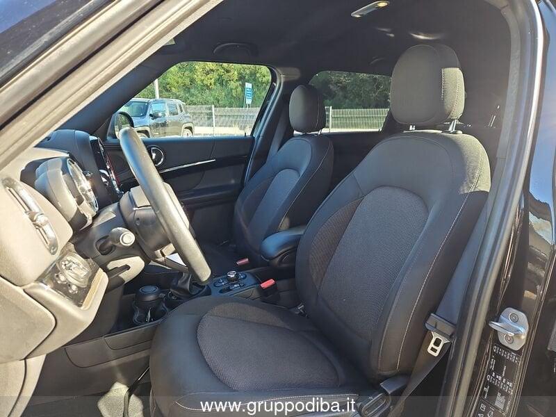 MINI Mini Countryman F60 2017 Benzi Mini Countryman 1.5 Cooper Boost all4