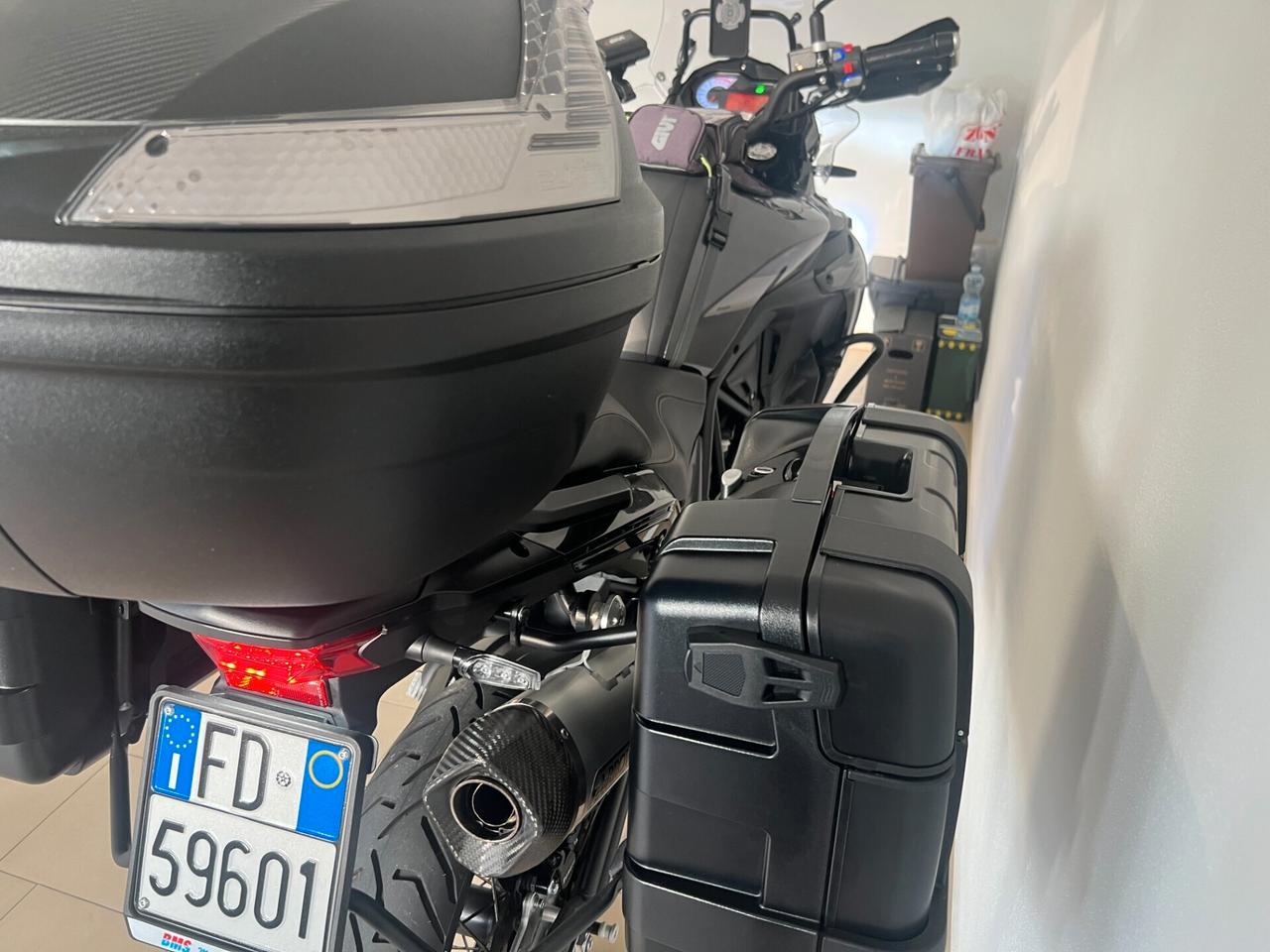 Benelli TRK 502x solo 13.973 km