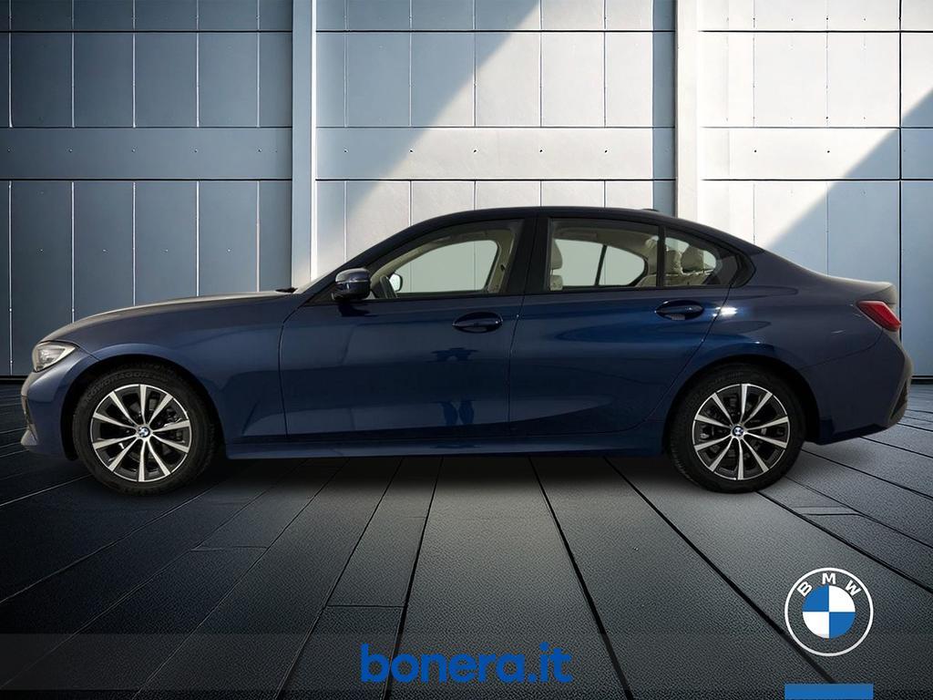 BMW Serie 3 Berlina 318 d Mild Hybrid 48V Luxury Steptronic