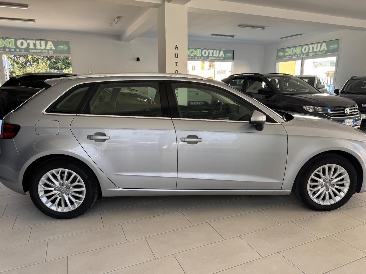 Audi A3 2.0 TDI 150 CV clean diesel Attraction