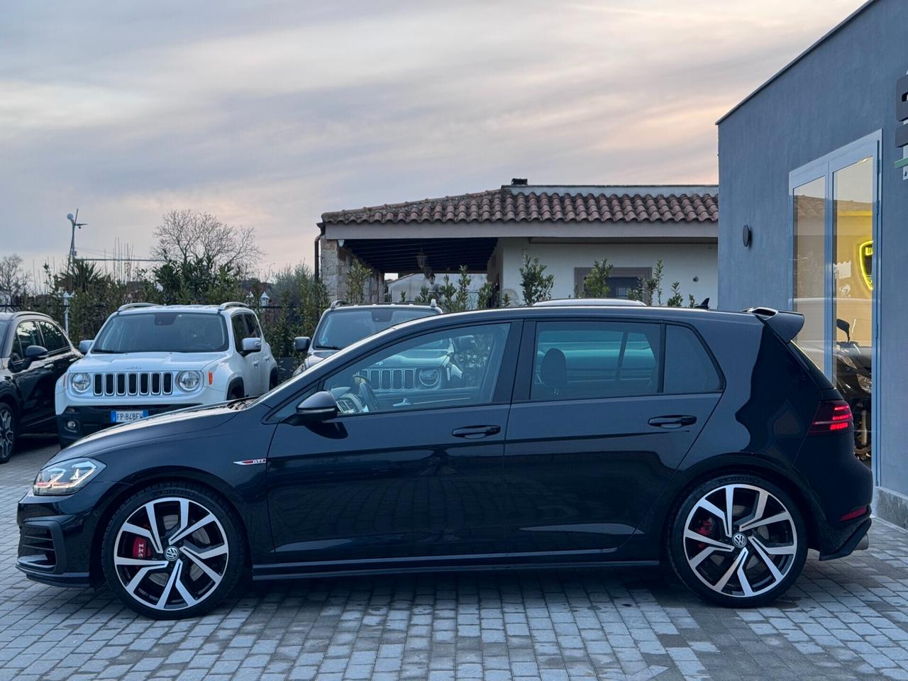 Volkswagen Golf GTI Performance 2.0 TSI DSG 5p. BlueMotion Technology
