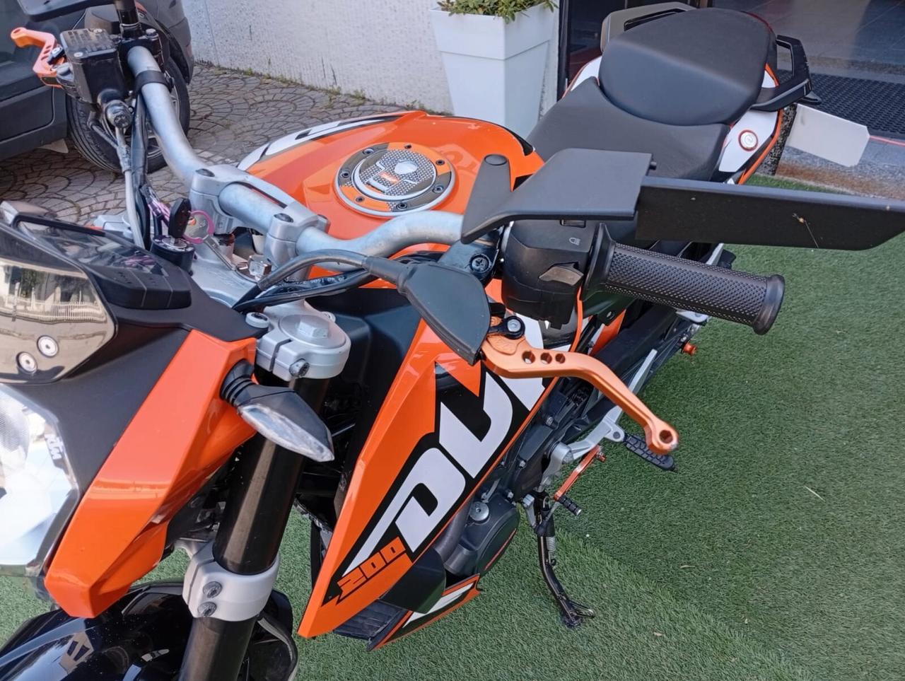 KTM 200 Duke