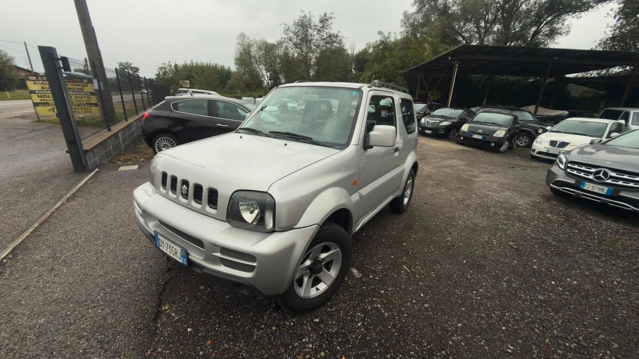 Suzuki Jimny 1.3i 16V cat 4WD