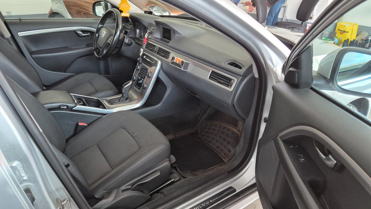Volvo V70 D3 Geartronic Summum