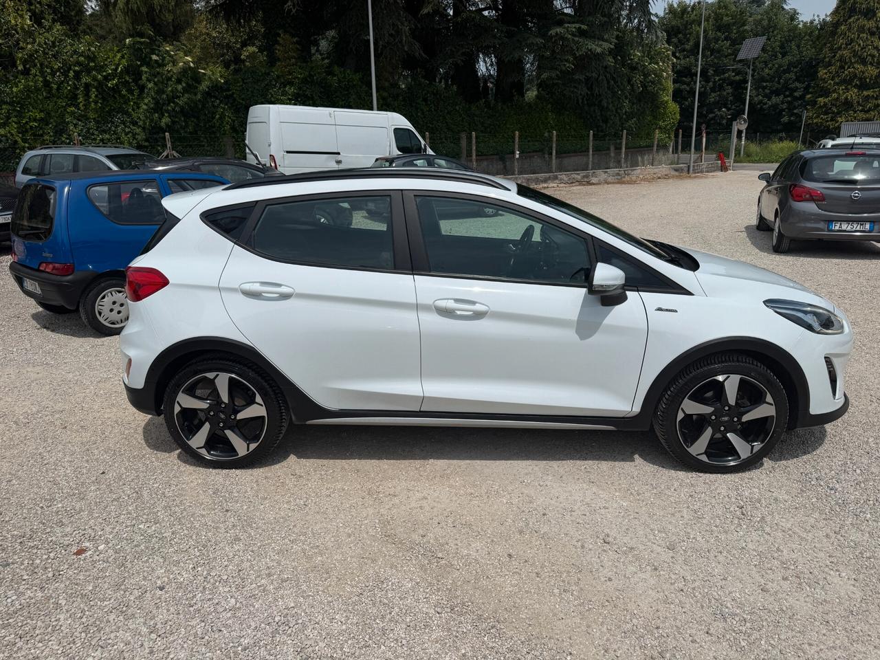 Ford Fiesta 1.5 EcoBlue 5 porte Active