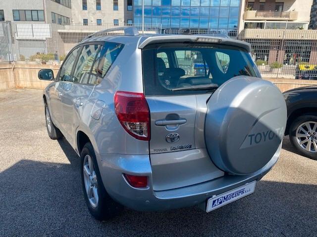 Toyota RAV 4 RAV4 2.2 D-4D 136 CV DPF Luxury