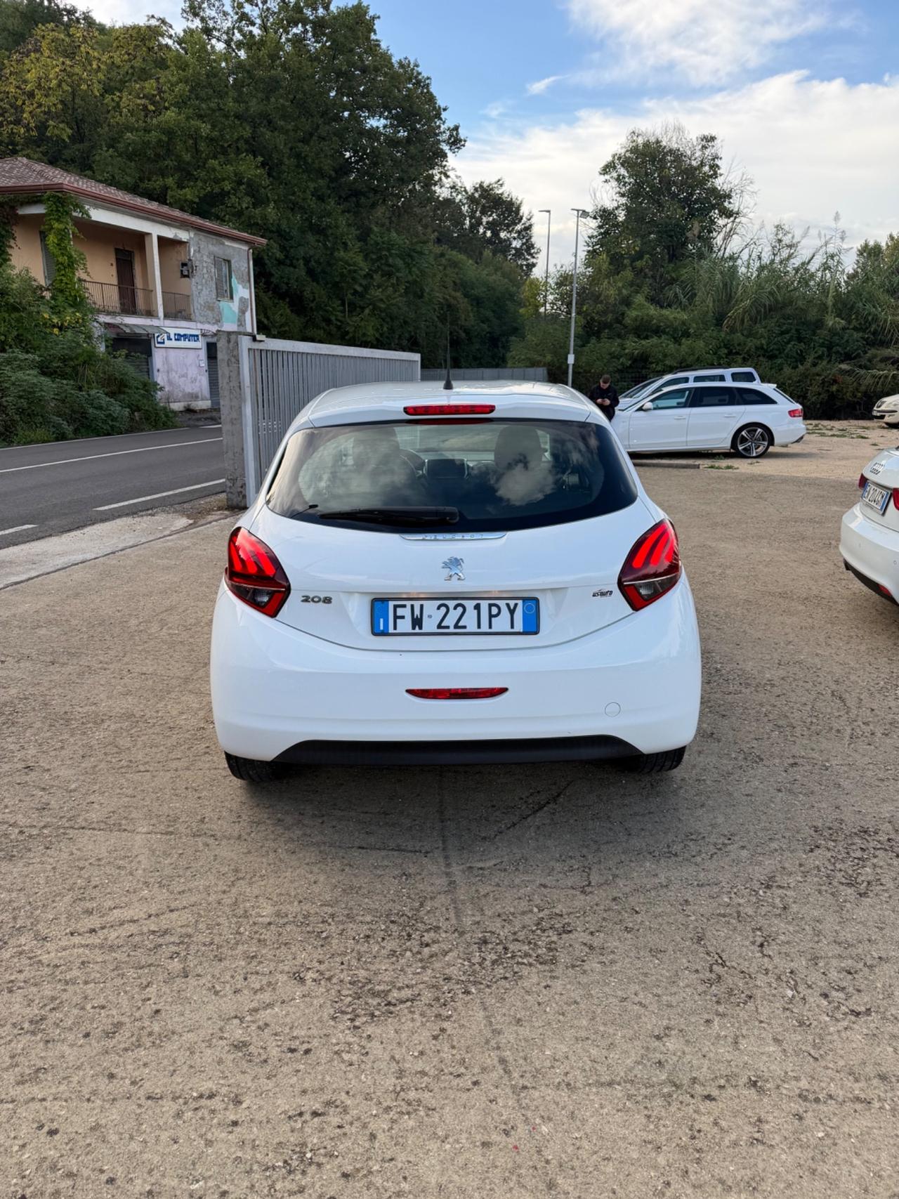 Peugeot 208 BlueHDi 100 S&S 5 porte GT Line