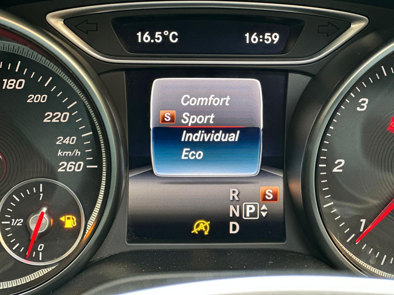 Mercedes CLA 220d 4Matic Automatic Premium TETTO