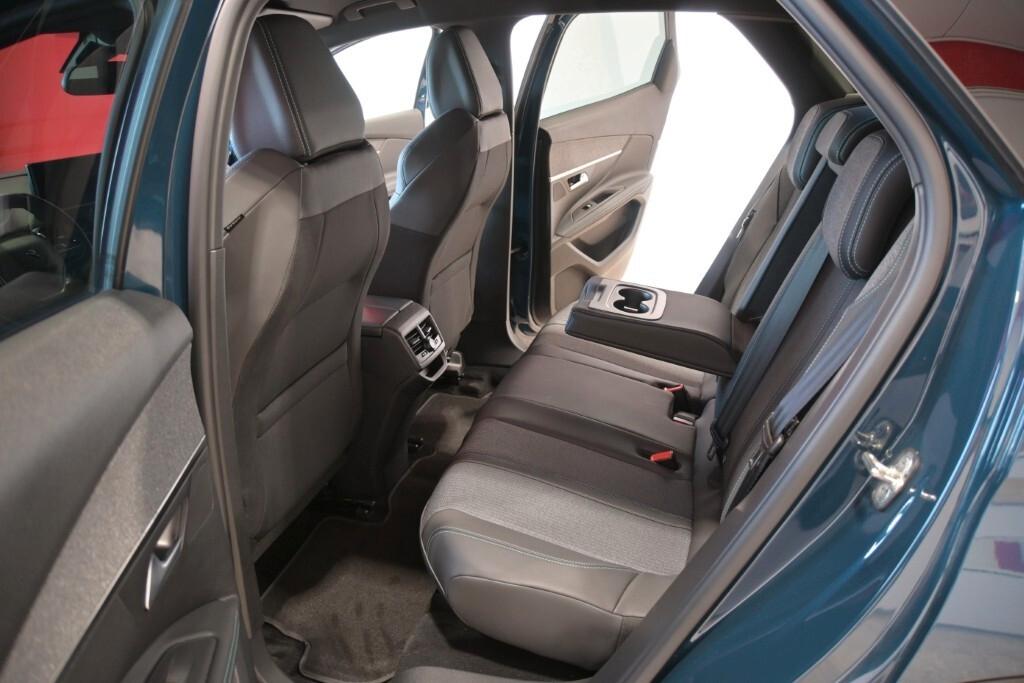 PEUGEOT 3008 1.5 BLUEHDI 130CV EAT8 SeS ALLURE ( FARI LED - I-COCKPIT - CRUISE - NAVI - MIRROR - PDC - TELECAMERA POST. - CERCHI 18 )