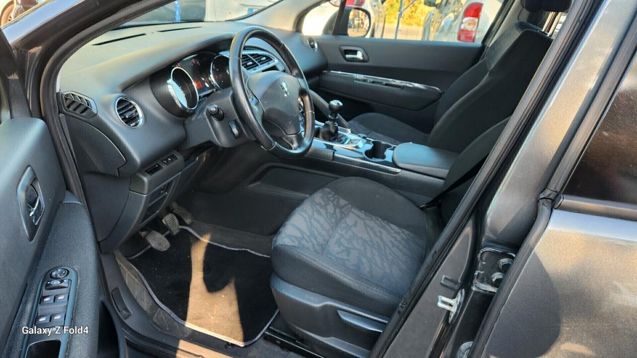 Peugeot 3008 1.6 HDi 110CV Premium