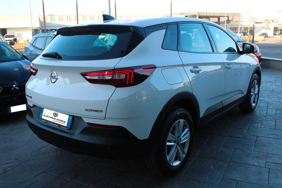 Opel Grandland X 1.5 ecotec Business s&s 130cv con Navi e CarPlay