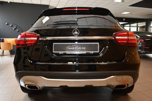 MERCEDES-BENZ GLA 180 SPORT AUTO NAVI TEL CAM 18"CRUISE PELLE/TESS.FULL!