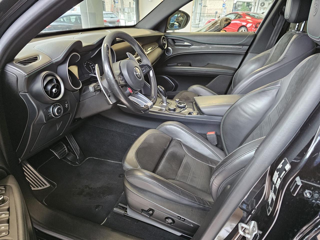 Alfa Romeo Stelvio 2.9 Bi-Turbo V6 510 CV AT8 Quadrifoglio