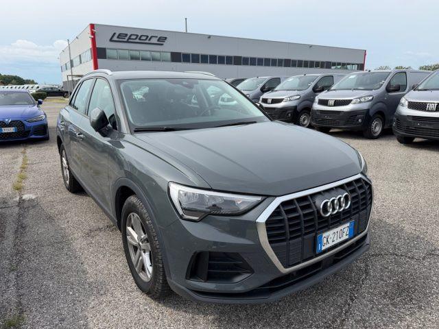 AUDI Q3 35 TDI S tronic Business