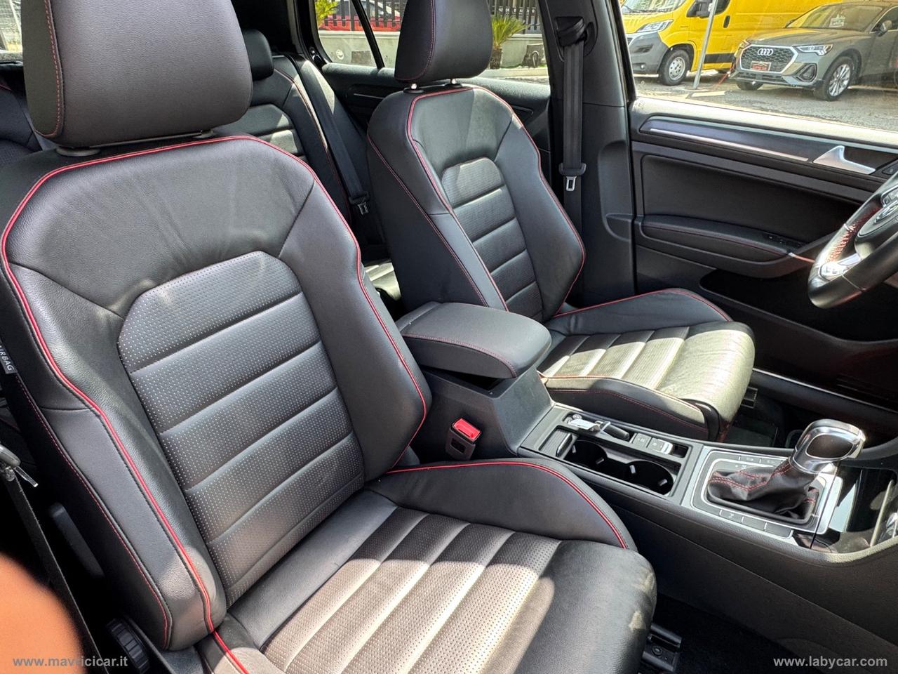 VOLKSWAGEN Golf GTI Perf. 2.0 245CV TSI DSG 5p. BMT