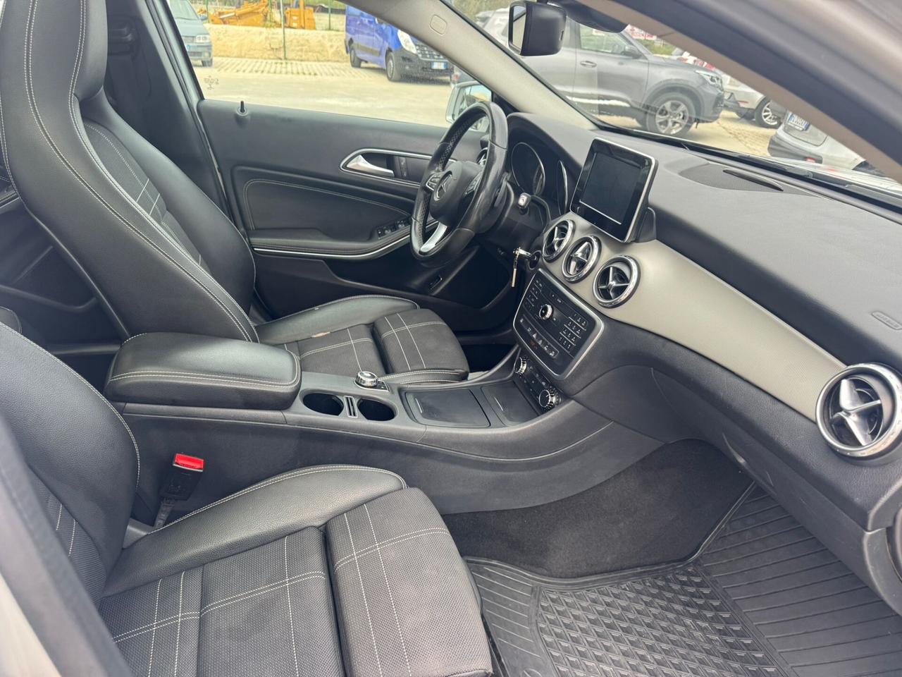 Mercedes-benz A 220 A 220 d Automatic 4Matic Business