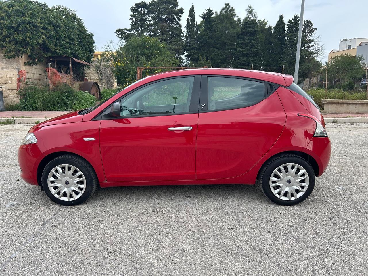 Lancia Ypsilon 1.2 69 CV 5 porte Elle