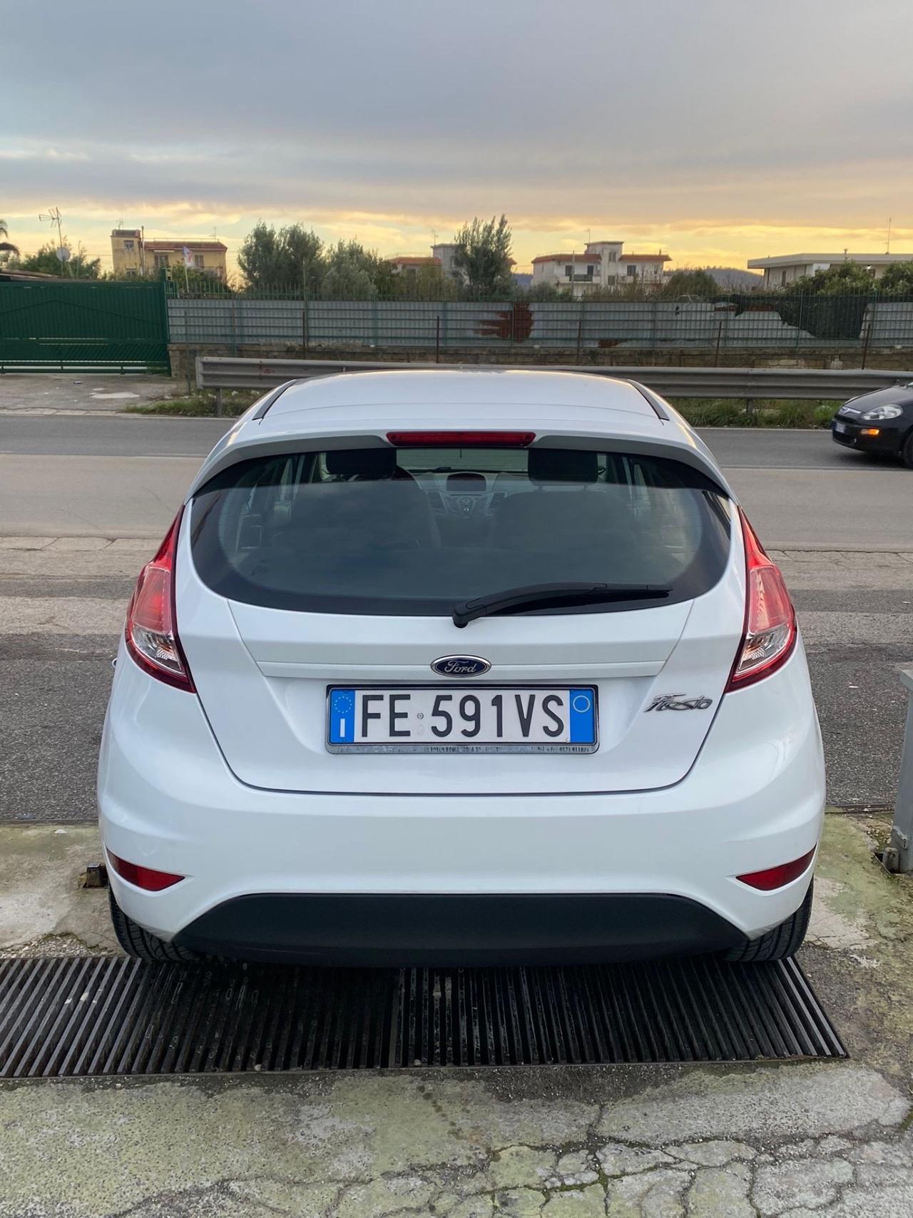 Ford Fiesta Plus 1.5 TDCi 75CV 5 porte