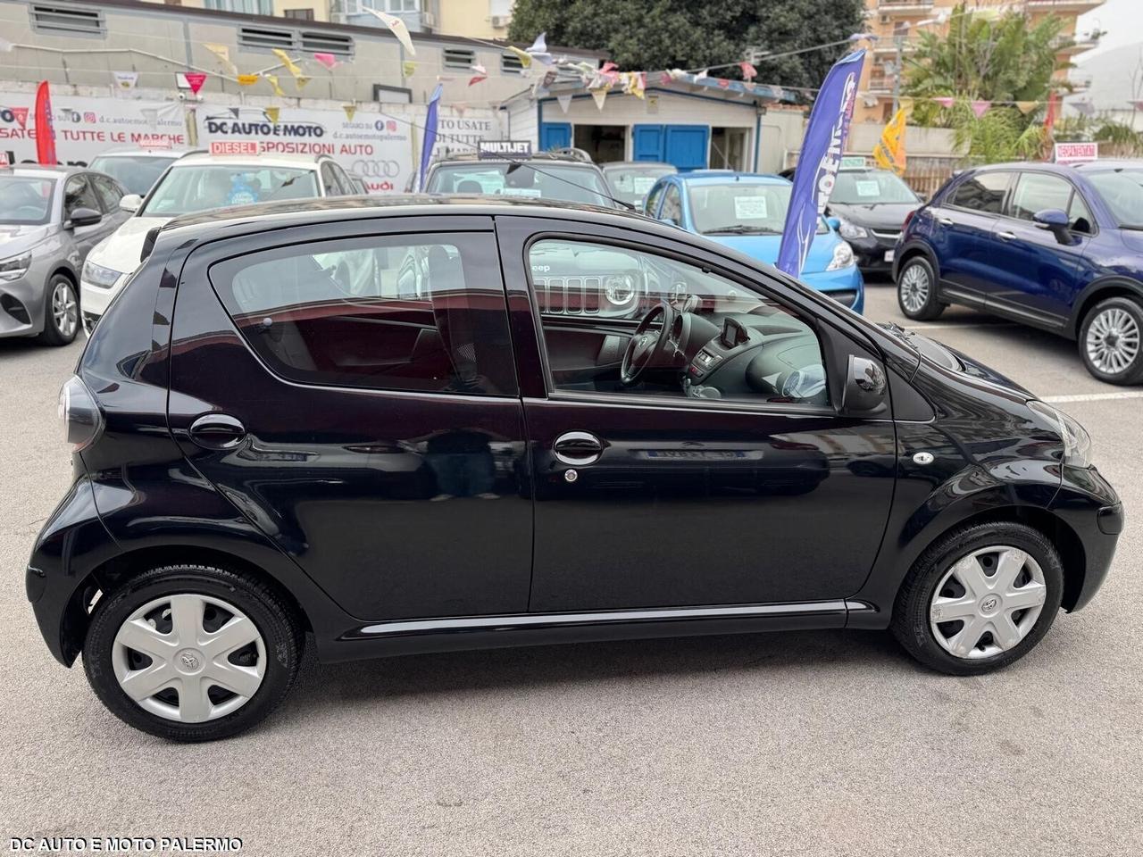 Toyota Aygo 1.0 Benzina 5 porte 68CV.Connect.2011