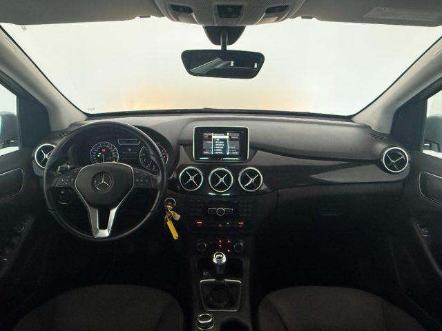 MERCEDES-BENZ B 180 Executive