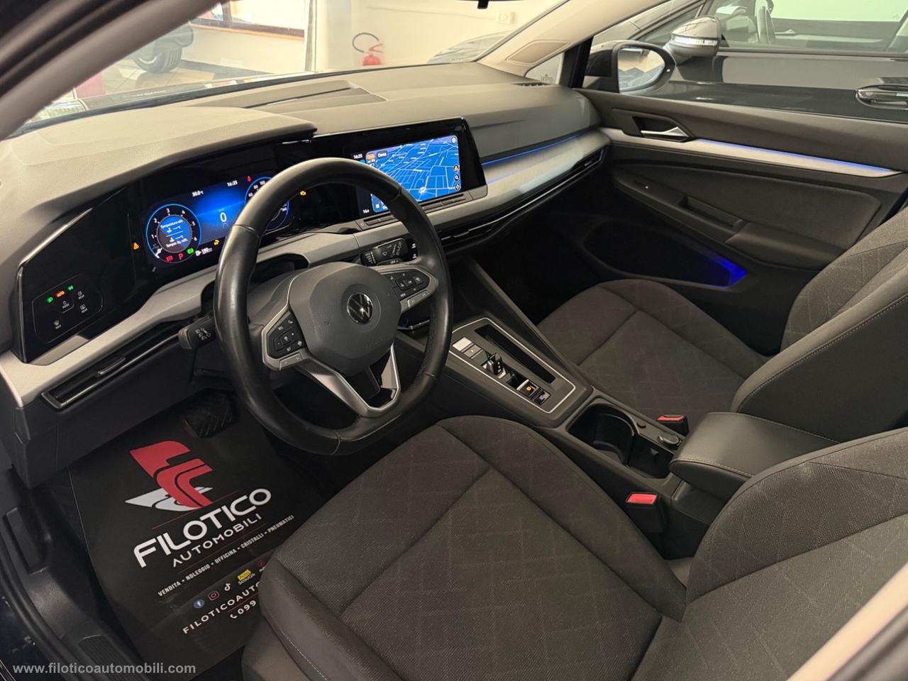 VOLKSWAGEN Golf 2.0 TDI 150CV DSG SCR Life FULL | USATO GARANTITO