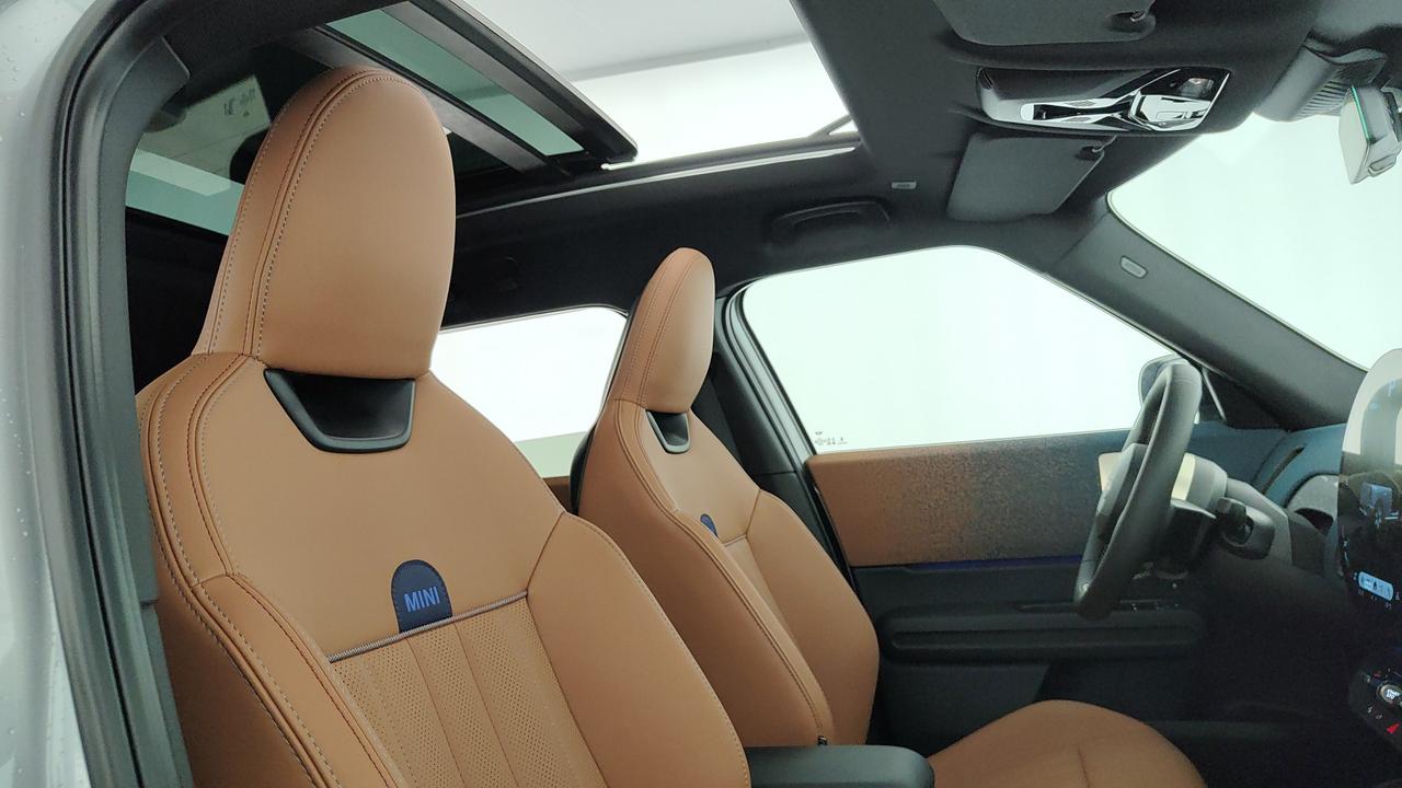 MINI MINI COUNTRYMAN E