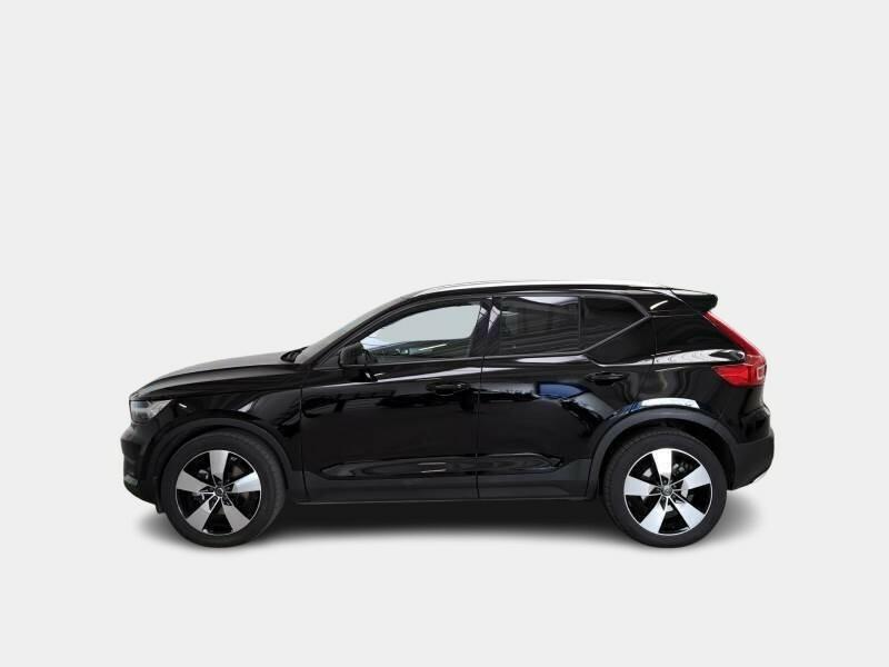 VOLVO XC40 D4 AWD GEARTRONIC MOMENTUM PRO SUV