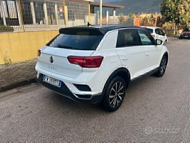 Volkswagen T-Roc 1.6 tdi 116cv Style cookpit 2019