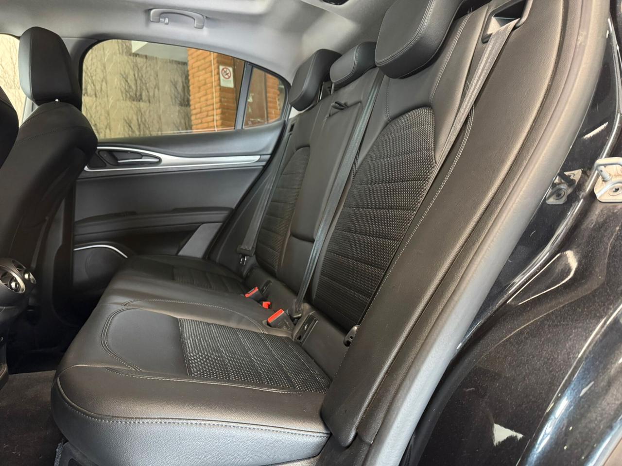 Alfa Romeo Stelvio 2.2 Turbodiesel 210 CV AT8 Q4 Super