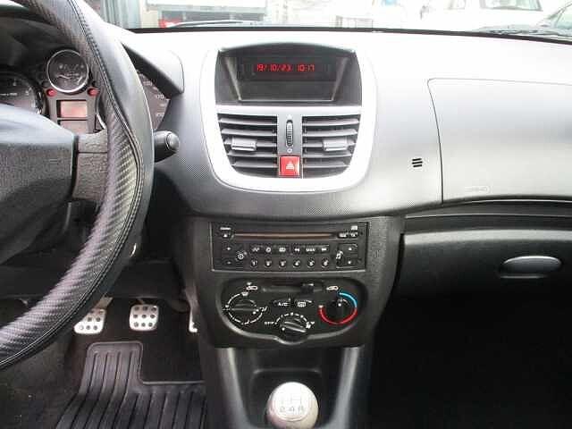 Peugeot 206 Trendy Plus 1.1 60CV