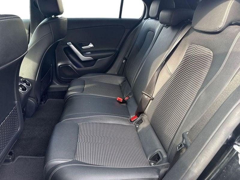 Mercedes-Benz Classe A A 180 d Sport Night edition auto