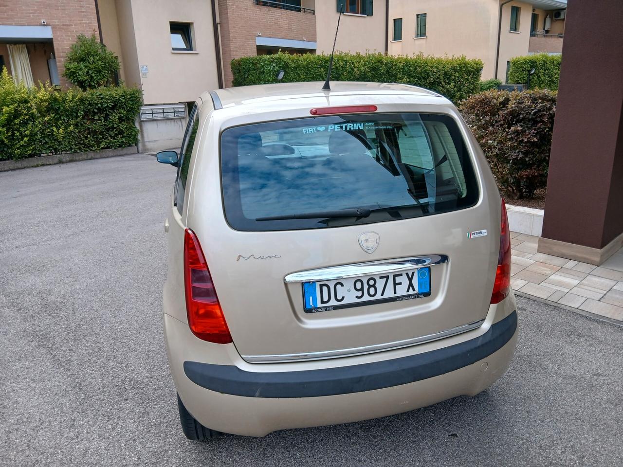 Lancia MUSA 1.4 Argento unico prop OK per neo patentati prezzo FINANZIABILE