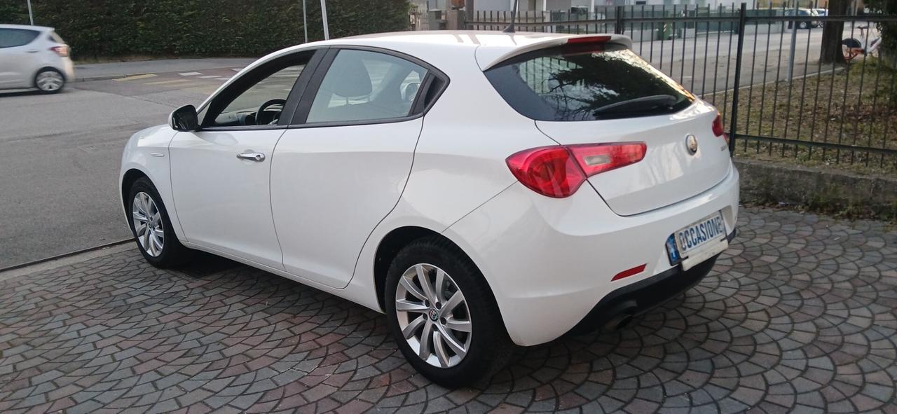 Alfa Romeo Giulietta 1.6 JTDm neopatentati euro 6