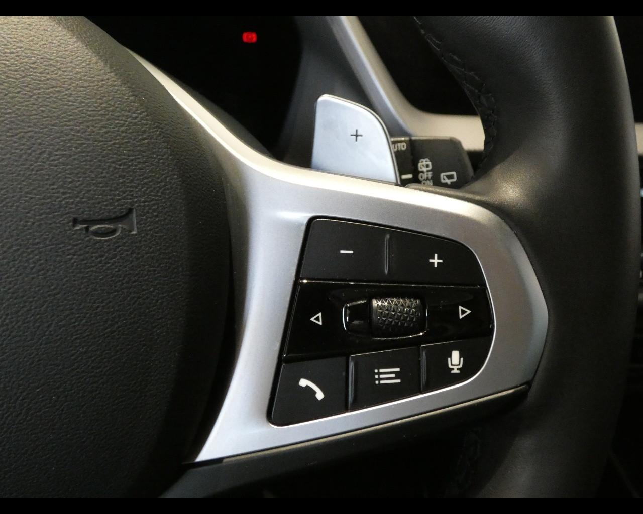 BMW Serie 1 (F40) - 118d 5p. Msport