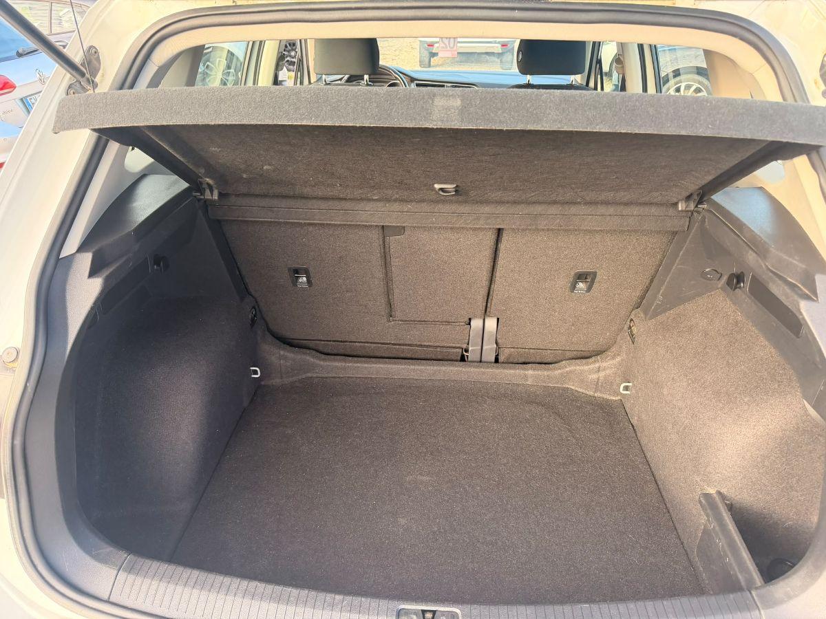VOLKSWAGEN - Tiguan - 1.6 TDI Business BMT
