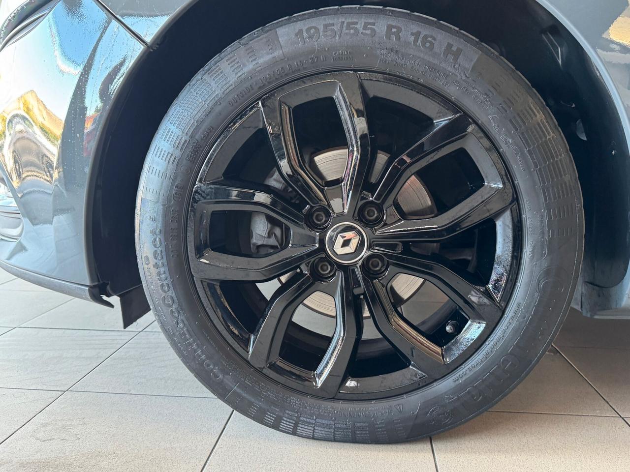 Renault Clio TCe 12V 75 CV 5 porte PARI AL NUOVO SUBITO DISPONIBILE