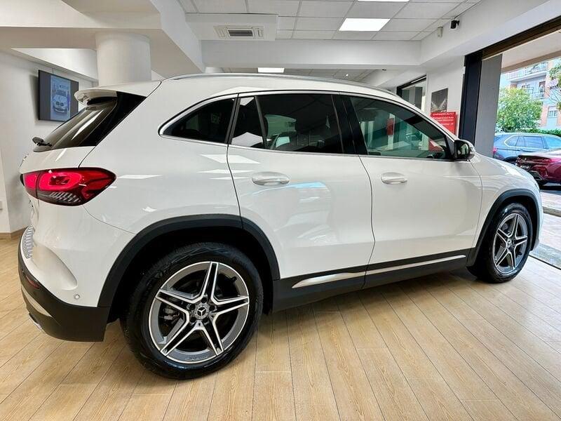 Mercedes-Benz GLA GLA 200 d Automatic Premium