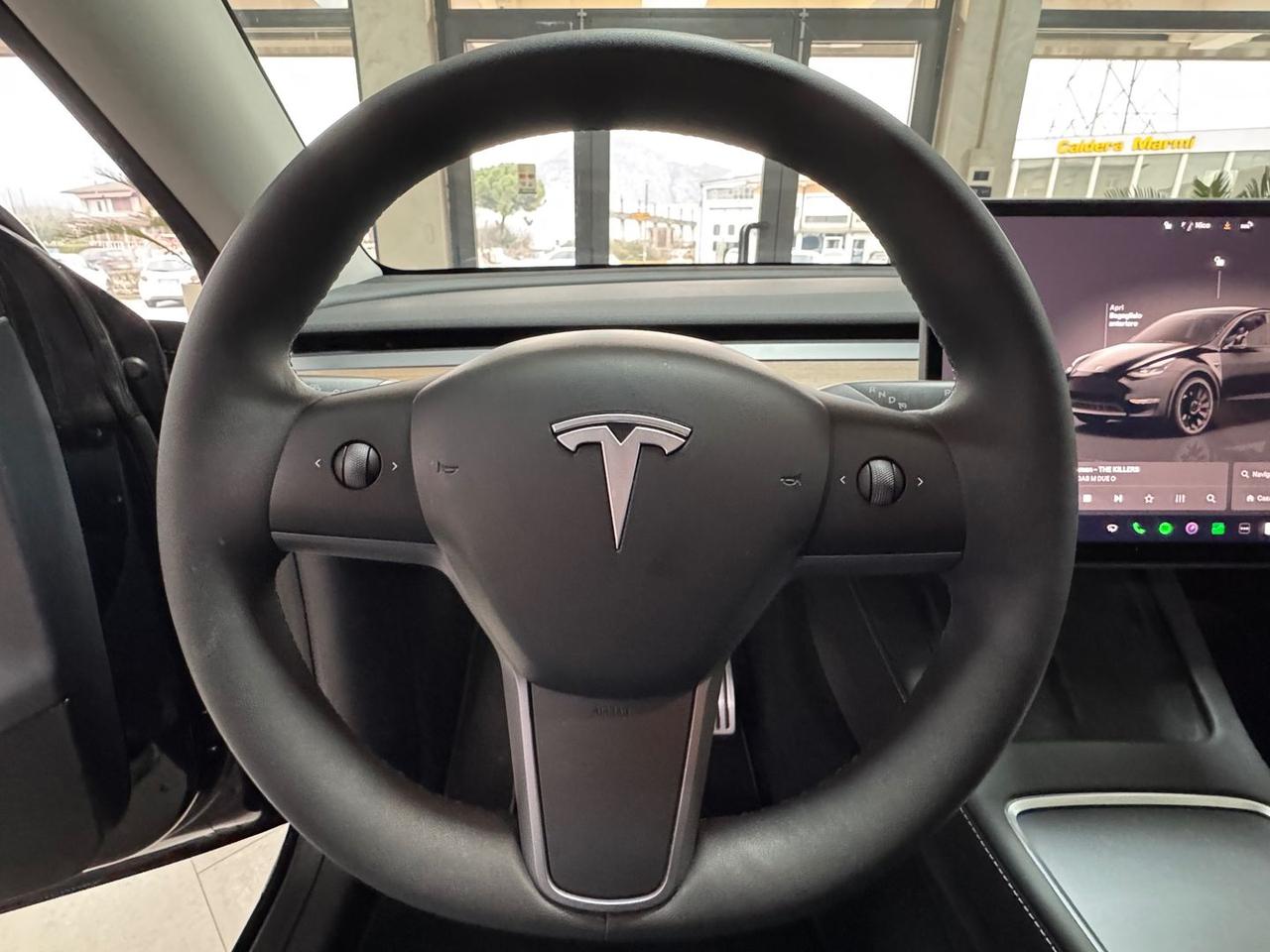 Tesla Model Y AWD Long Range Performance