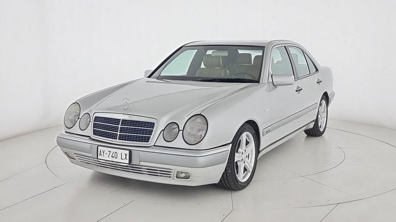 Mercedes-Benz Classe E E 300 turbodiesel cat Elegance