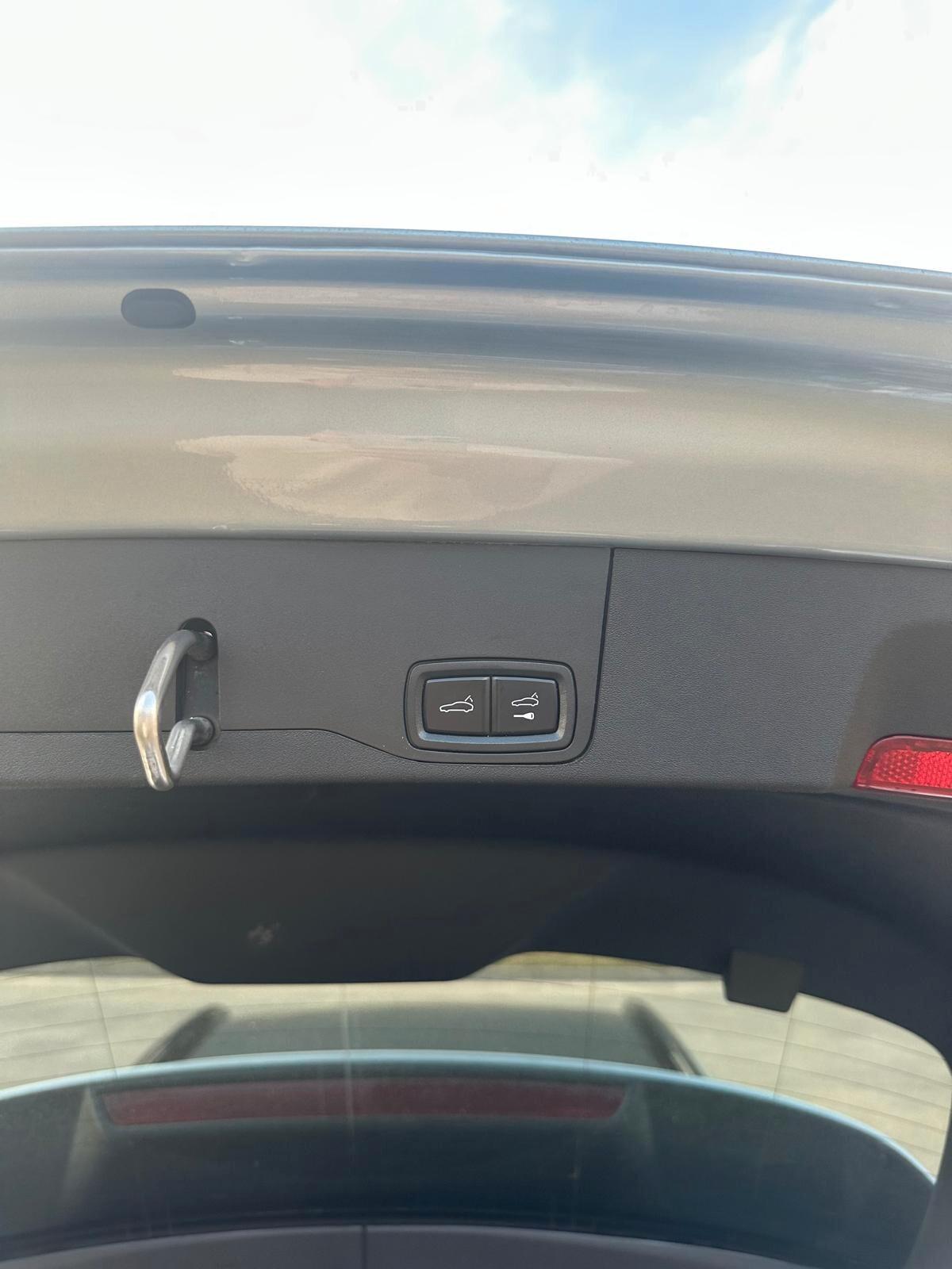 Porsche Taycan 4 Cross Turismo