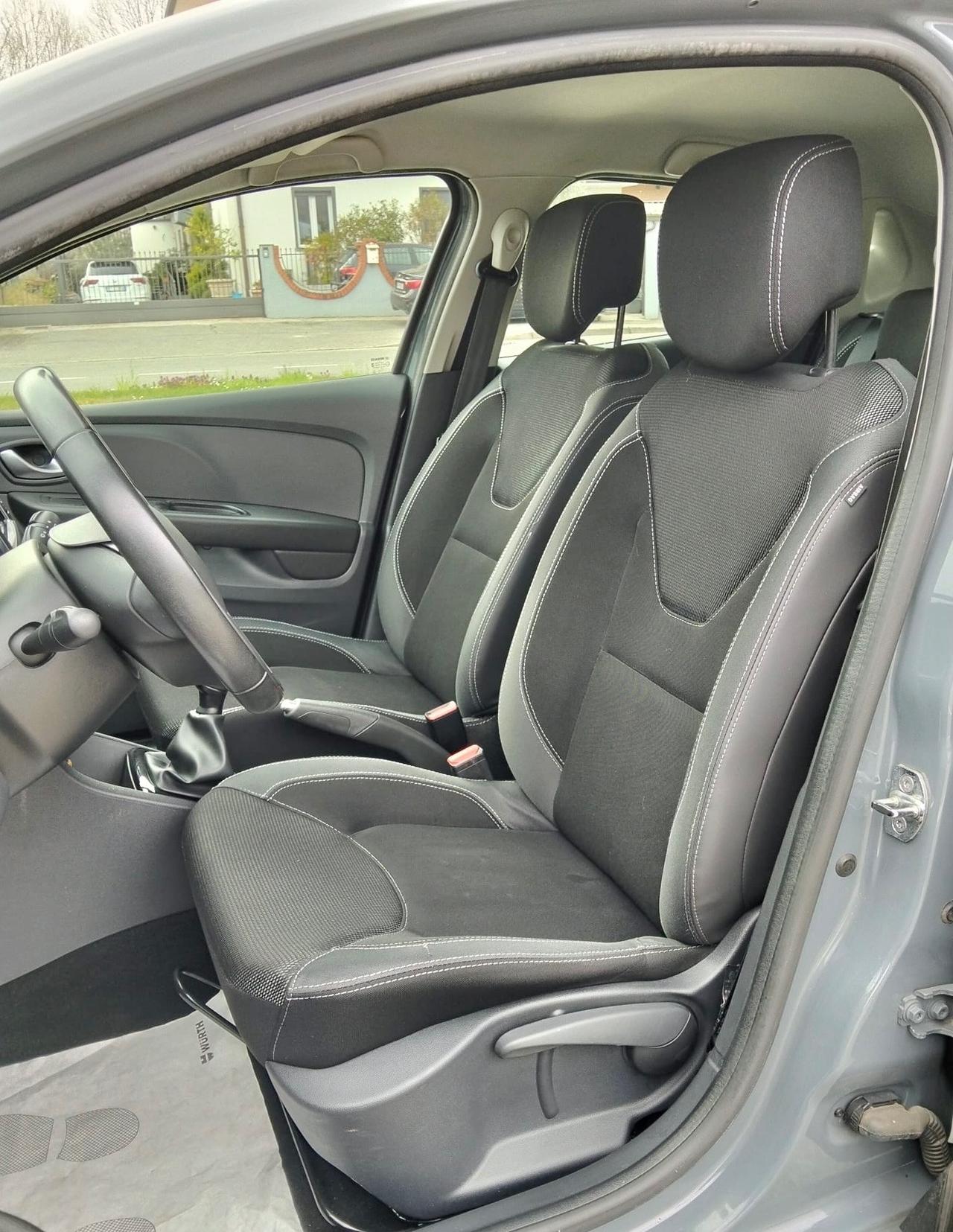 Renault Clio TCe 12V 75CV 5P Moschino*Navi*Camera*Euro 6