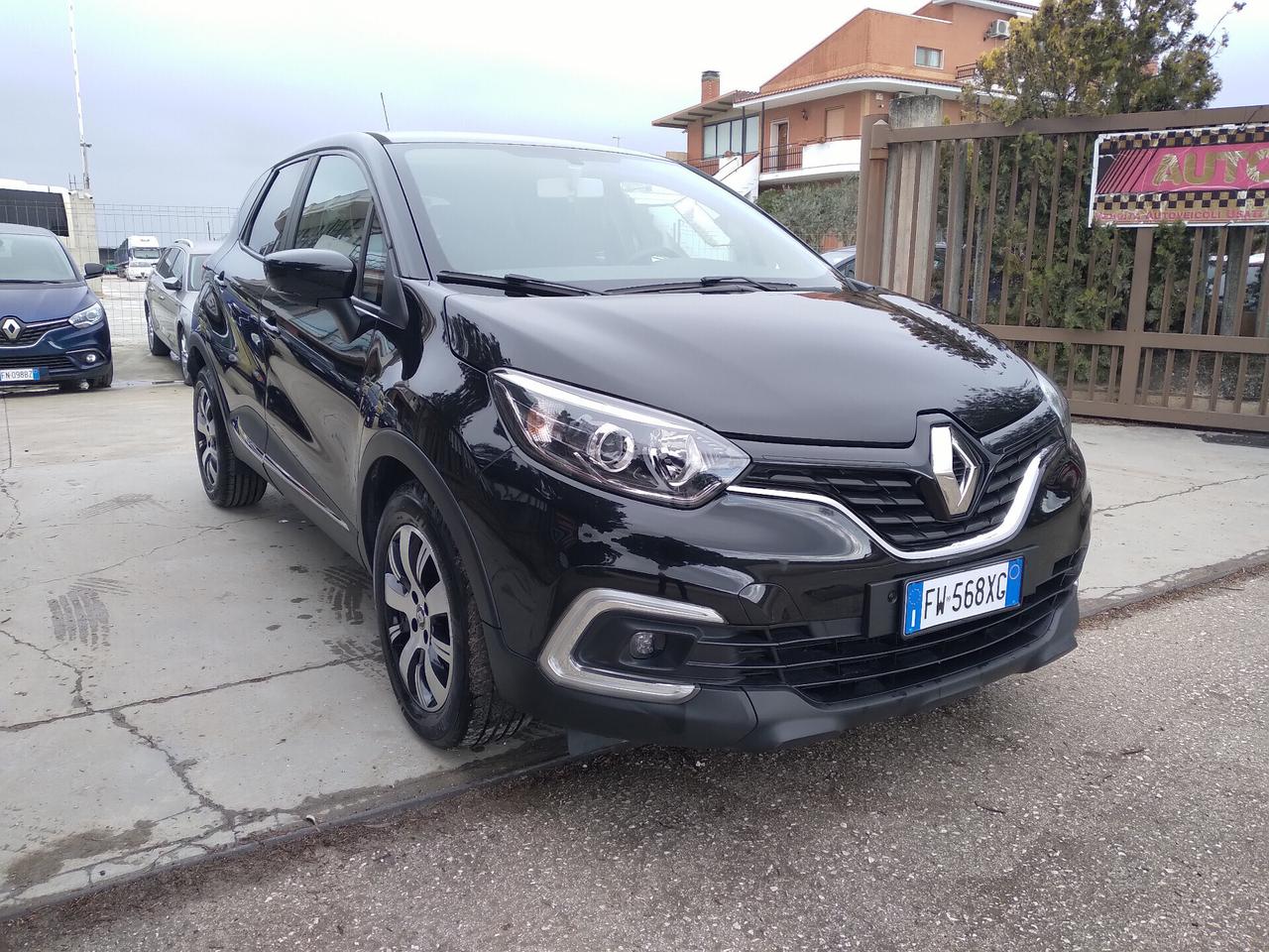 Renault Captur dCi 8V 90 CV EDC Sport Edition