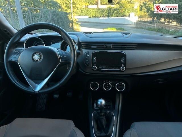 Alfa Romeo Giulietta 1.6 JTDm-2 105 CV Exclusive