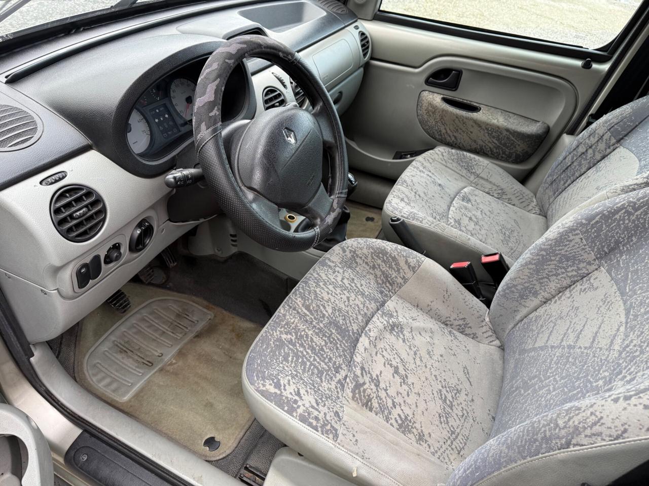 Renault Kangoo 1.9 dCi 4x4 5p. Privilège