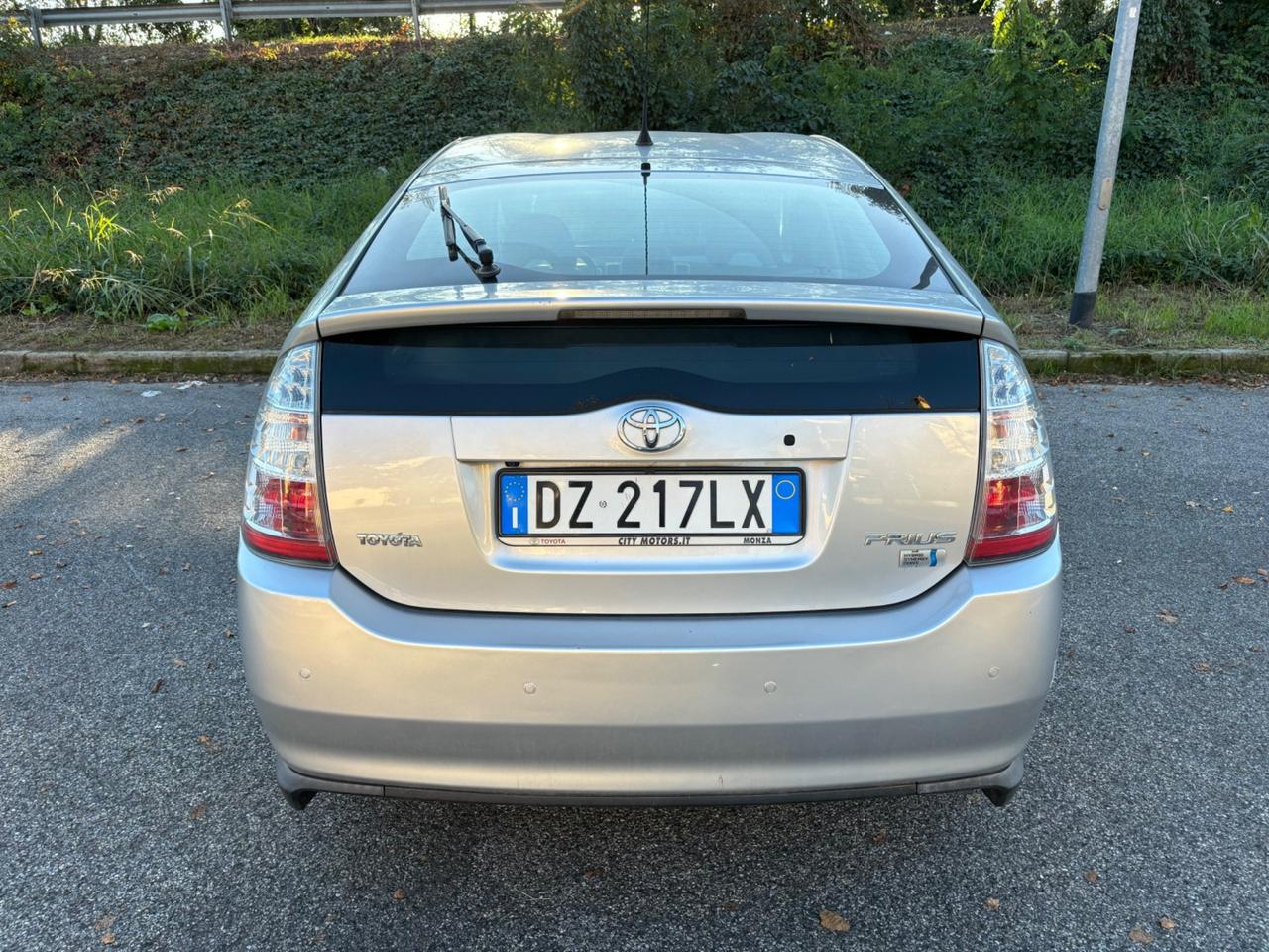 Toyota Prius 1.5i 16V - Ibrida
