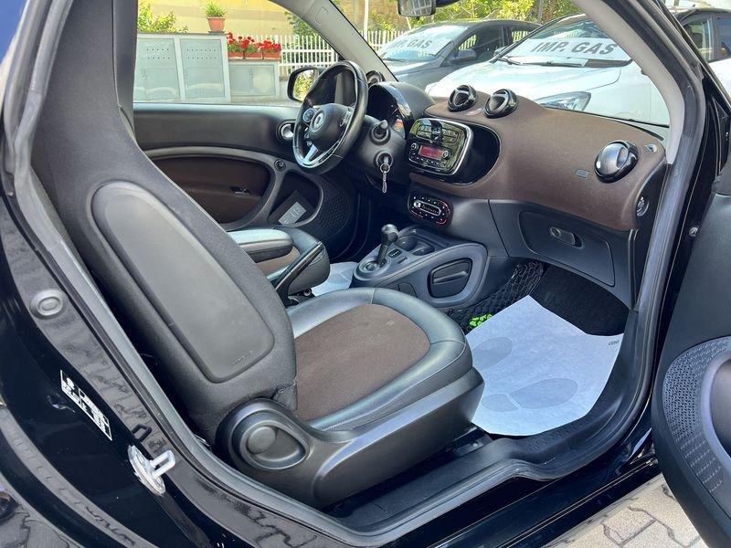 smart fortwo 90 0.9 Turbo twinamic Tokyowhite