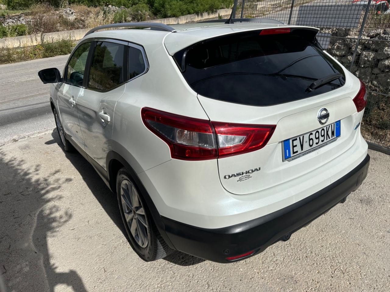 Nissan Qashqai 1.5 dCi DPF Tekna