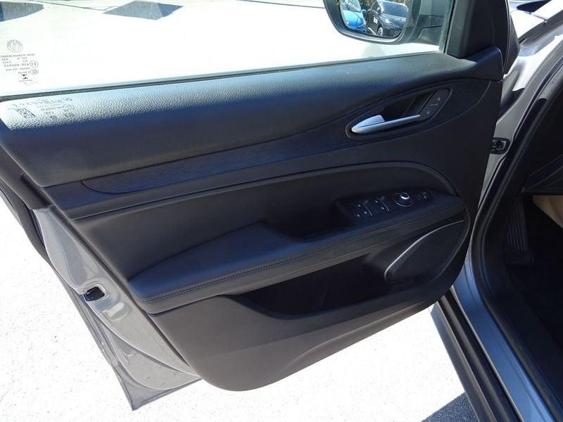 Alfa Romeo Stelvio 2.2 Turbo Diesel 160CV Business AT8 RWD